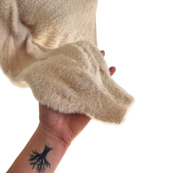 Sunday Best Light Pink Cream Faux Fur Cropped Long Sleeve Top Sz M - Picture 3 of 8